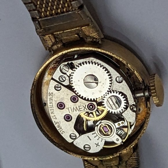 Retro Wind up Mechanical Timex Bracelet Wrist Watch Classic and is Working 17 Jw - Picture 11 of 11